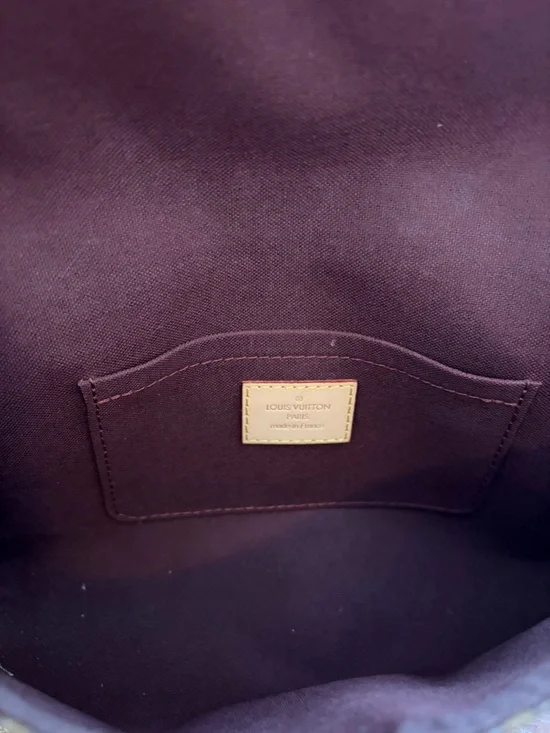 Louis Vuitton Monogram Favorite MM - Picture 10 of 11